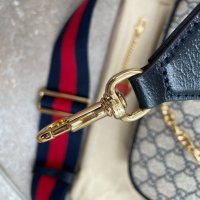 Оригинална Чантичка Гучи Supreme Кожа Чанта за Рамо Синджир Gucci, снимка 8 - Чанти - 40899485