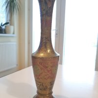 Стара метална ваза, снимка 1 - Антикварни и старинни предмети - 44319317