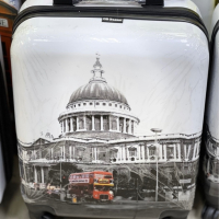 WeTravel пътнически куфар за ръчен багаж с 4ри колела 360°55/40/20, снимка 4 - Куфари - 44792550