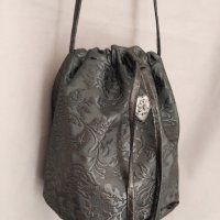 Дамска кожена чанта, снимка 4 - Чанти - 42429992