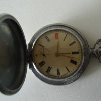 № 7407 стар джобен часовник - Мълния / Молния /  - с метален капак с орнаменти , снимка 7 - Други ценни предмети - 44329427