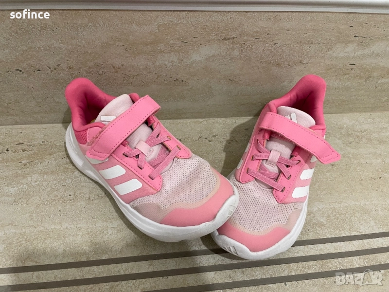 Маратонки за момиче Адидас, снимка 1