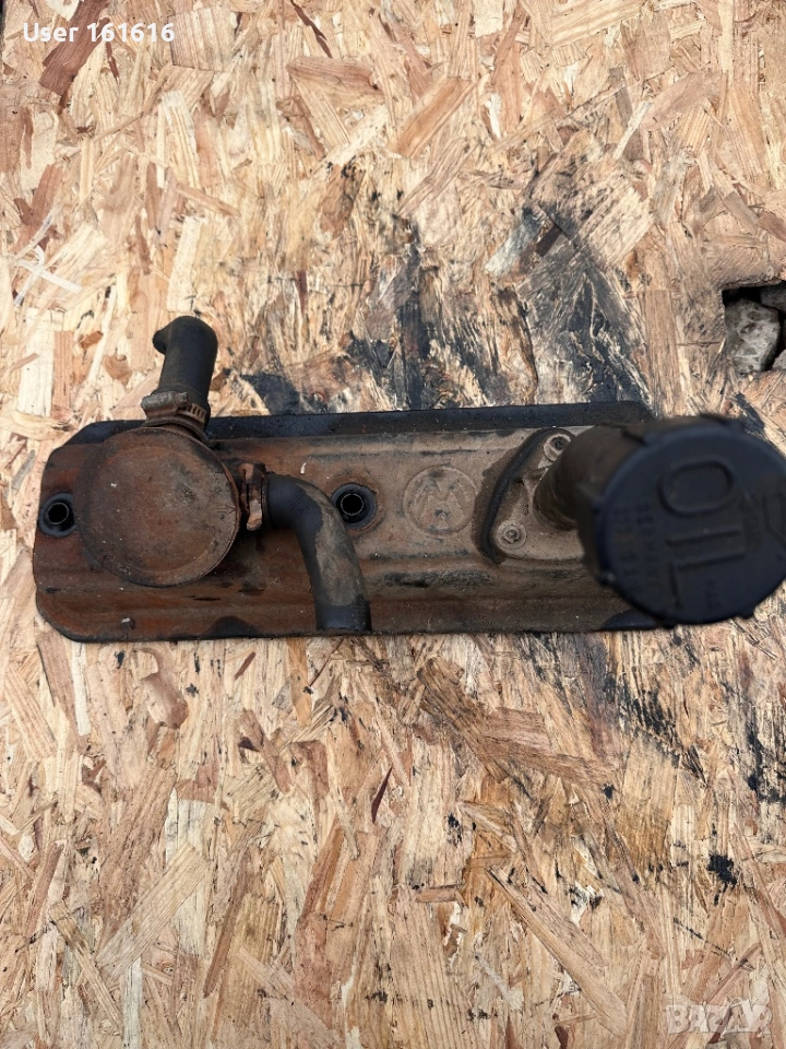 Капак клапани VW Transporter T4 1.9 дизел, снимка 1