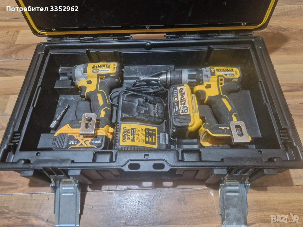 Комплект Dewalt +комплект инструменти Makita, снимка 1