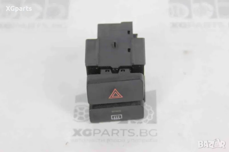  Бутон аварийни светлини за Toyota Corolla 2.0d4d 90к.с. (2001-2007), снимка 1