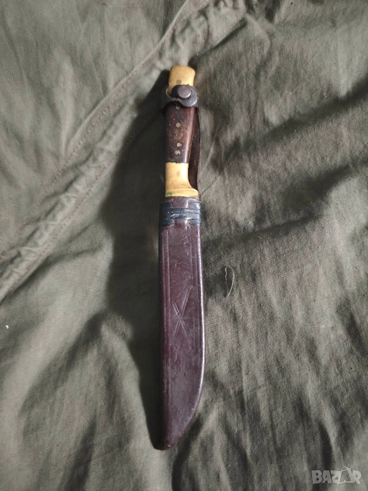 Продавам стар нож, снимка 1