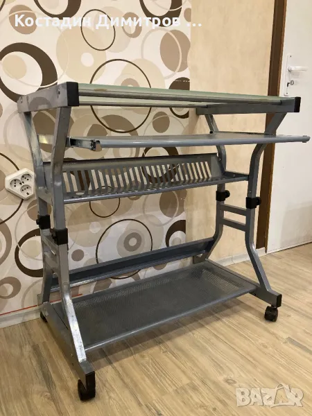 Бюро за работа на комютър, снимка 1