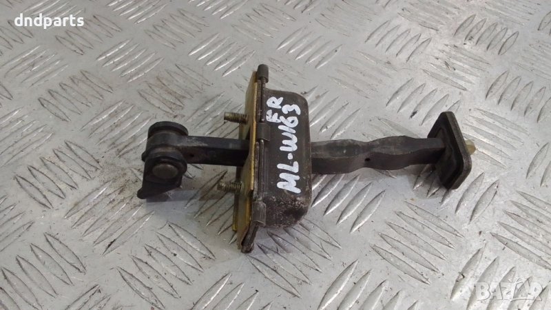 Стопер врата Mercedes ML W163 2000г.(предна дясна)	, снимка 1