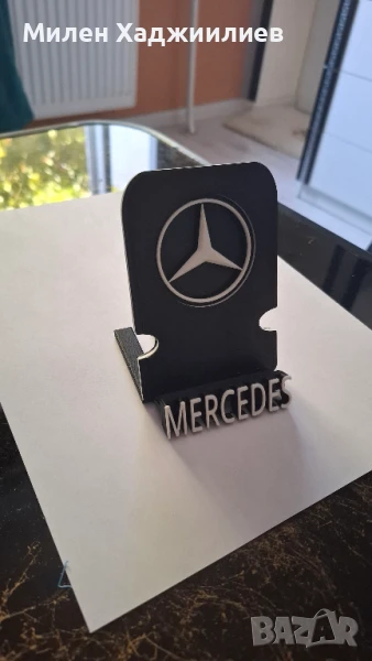 Поставка за мобилен телефон с надпис Mercedes, снимка 1