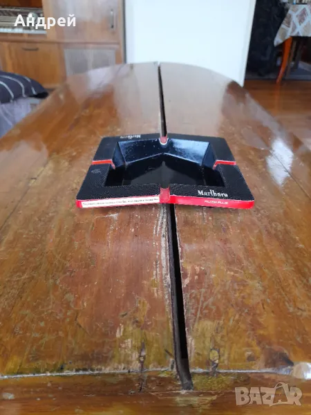 Стар пепелник Marlboro #12, снимка 1