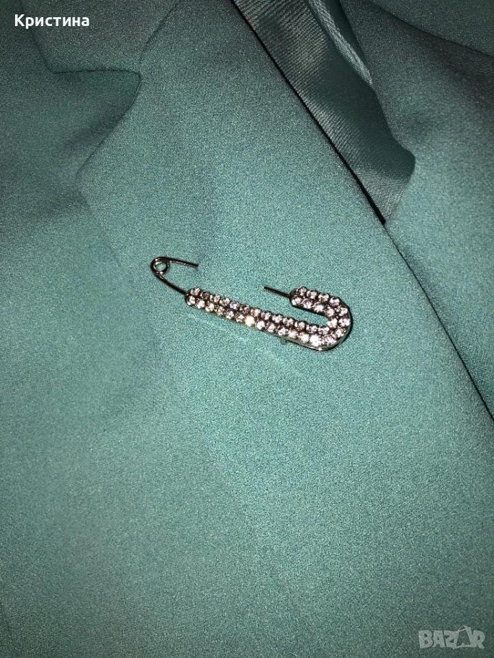 Брошки, снимка 1