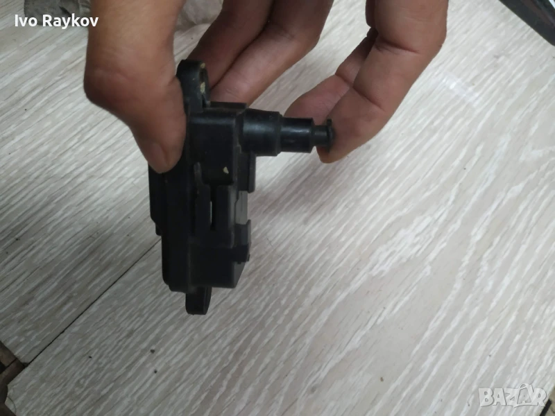 Моторче , капак резервоар за AUDI A1 A3 A6 A7 , 4L0862153C, снимка 1