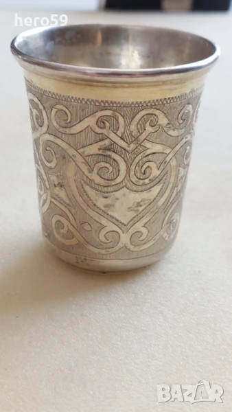Руска сребърна чаша с гравюри и позлата, сребро 84,вместимост 80 мл., снимка 1