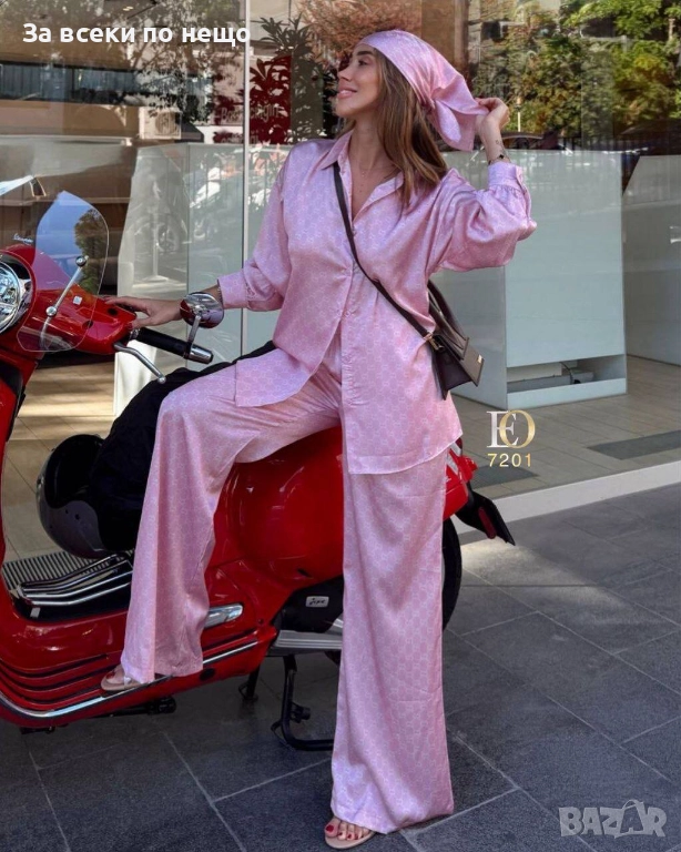 Gucci Дамски Комплект Гучи - Налични Различни Цветове Код SK195, снимка 1