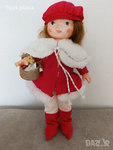 Стара кукла от соца Червената шапчица , снимка 1
