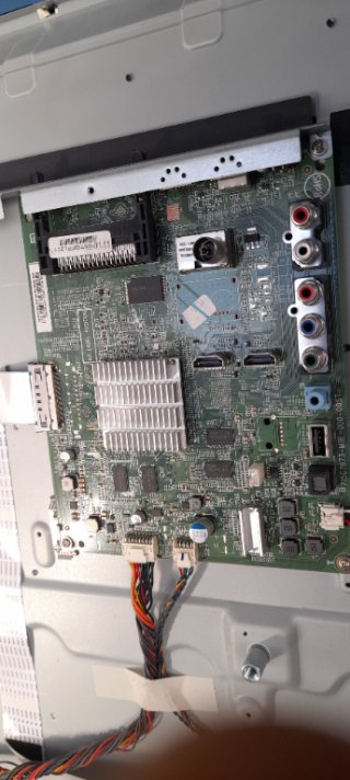 Carte principale/MAIN BOARD 715G7673 M02 000 005T Philips