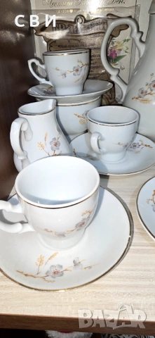 Порцеланов сервиз, български  , снимка 2 - Антикварни и старинни предмети - 53741868