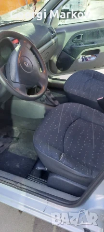 Продавам перфектен автомобил!!Много запазен оригинална заводско боя 2ри собственик,обслужена!!!, снимка 5 - Автомобили и джипове - 40673772