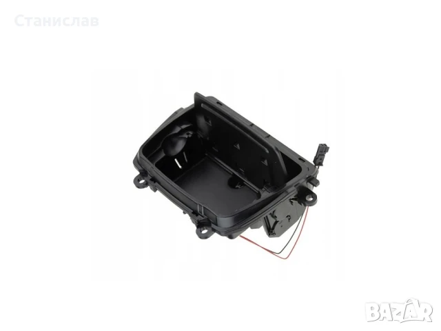 Пепелник за BMW 5 F10