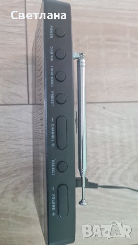 Портативно радио Dual DAB 82, снимка 3 - Радиокасетофони, транзистори - 40936015