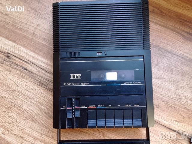 ITT SL-531, снимка 2 - Радиокасетофони, транзистори - 53747510