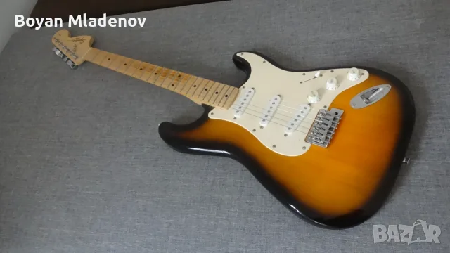 Fender Squier Affinity Strat и Boss GT-1 комплект