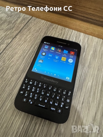Blackberry Black като нов
