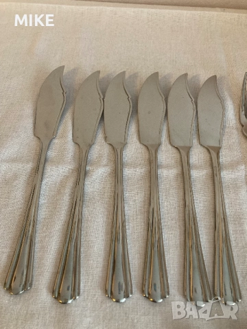 Комплект вилици с ножове за риба и 6 кафени лъжички, снимка 2 - Прибори за хранене, готвене и сервиране - 52325194