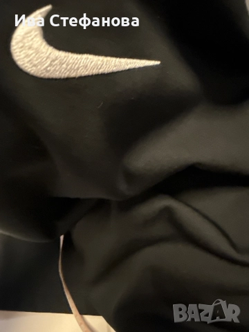Спортна дамска  черна блуза с дълъг ръкав Nike nike Найк , снимка 4 - Спортни екипи - 52778011