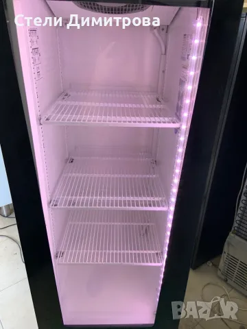 Хладилна витрина Slim /50см/, снимка 2 - Витрини - 47504160