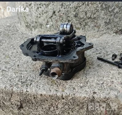 Вакум помпа Мерцедес 124 2.5 D, снимка 3 - Части - 51074888