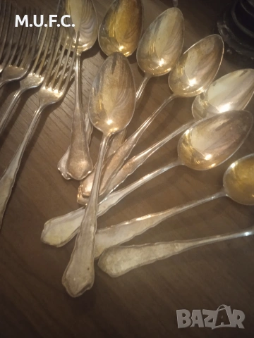 Часовник Cartier 6220 24Gold Дамски , снимка 16 - Антикварни и старинни предмети - 53845043