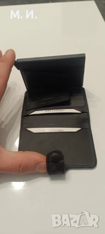  Продавам Карт холдер ЛВ, снимка 2 - Портфейли, портмонета - 53834745