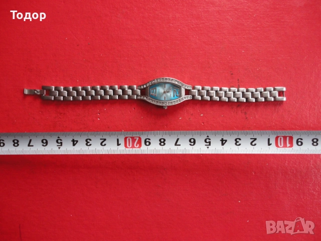 Невероятен дамски часовник Excellanc