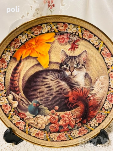 порцеланова чиния за стена , снимка 2 - Декорация за дома - 53629835