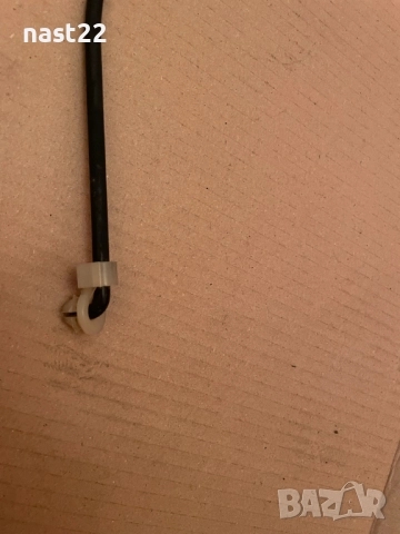 Пръчка преден капак  Сузуки Гранд Витара 1998-2005 год 1,6, снимка 2 - Части - 52669469