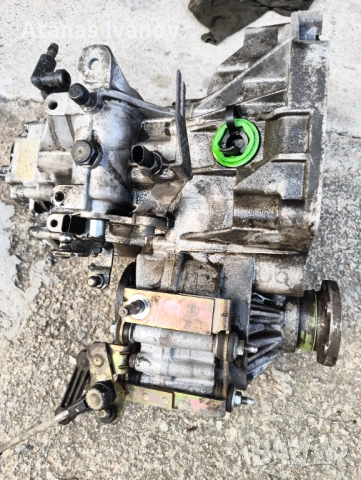 Скоростна кутия от голф 4 1.6, снимка 3 - Части - 53635811