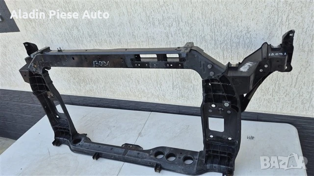 Преден панел Kia Sportage; година 2016 2017 2018 2019 2020 2021 , снимка 6 - Аксесоари и консумативи - 50544683