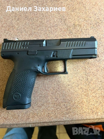 Пистолет CZ P-10C 9х19 ЧИСТО НОВ, снимка 2 - Бойно оръжие - 51994710
