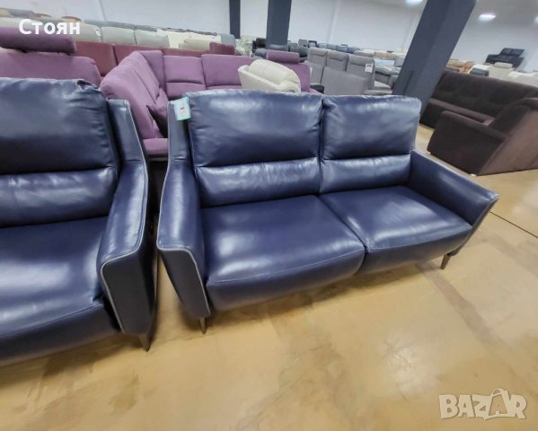 Комплект сини кожени дивани две тройки с електрически релакс механизъм, снимка 4 - Дивани и мека мебел - 41376557