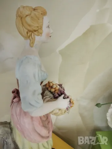Стара порцеланова статуетка ".басано", снимка 6 - Статуетки - 48757124