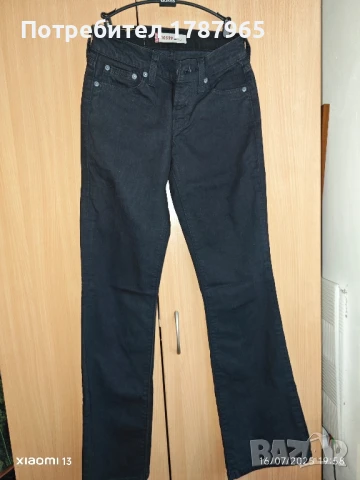 Нови дънки Levi's черни Bootcut, снимка 2 - Дънки - 51056842