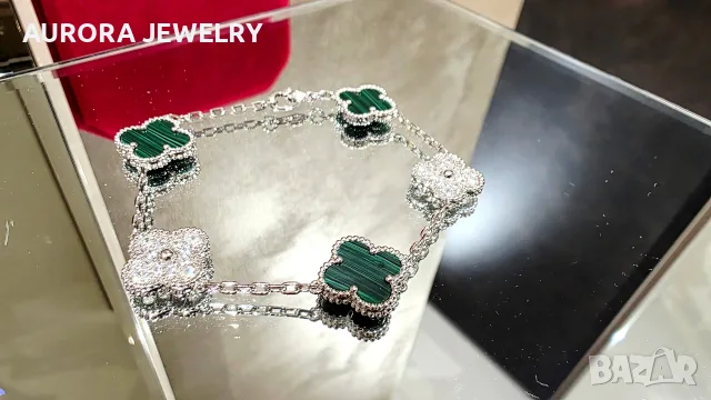 Van Cleef & Arpels VCA 5 Motifs Silver Green Malachite Diamonds Vintage Alhambra Дамска Гривна