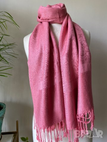 Розов шал от пашмина/ тънък шал, снимка 3 - Шалове - 40368176