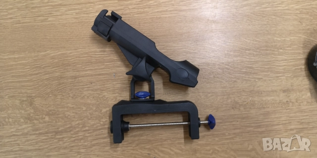 Стойки за въдици за лодки