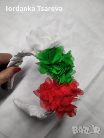 Диадема с акцент Българско знаме🇧🇬, снимка 2 - Аксесоари за коса - 35990507