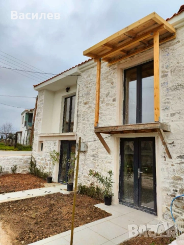 Продавам каменна къша в Агиос Николаос/ Ситония