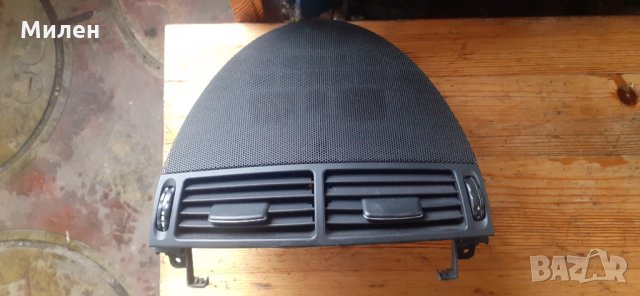 Въздуховодна Конзола Със Решетка На Арматурното Табло.  Mercedes SLK.R171.  2010 Година.  Мерцедес С, снимка 5 - Части - 36020565