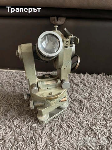Антикварен немски теодолит, снимка 3 - Антикварни и старинни предмети - 53717356