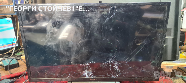 KDL-32R410B 2 СЪС СЧУПЕНА МАТРИЦА